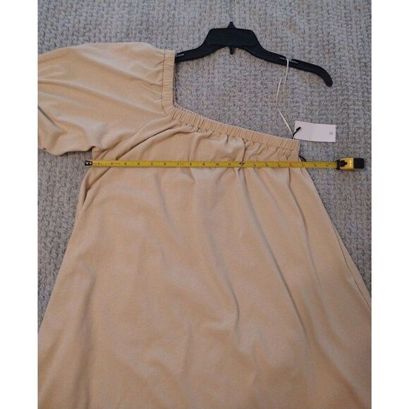 Things between Puff sleeve beige Nwt one sleeve medium dress Boho Cottage Core - Picture 7 of 10